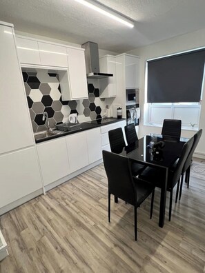 Dining - Hackney Haven! (London)