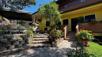 Villa, 2 Bedrooms, Balcony, Garden View | Exterior