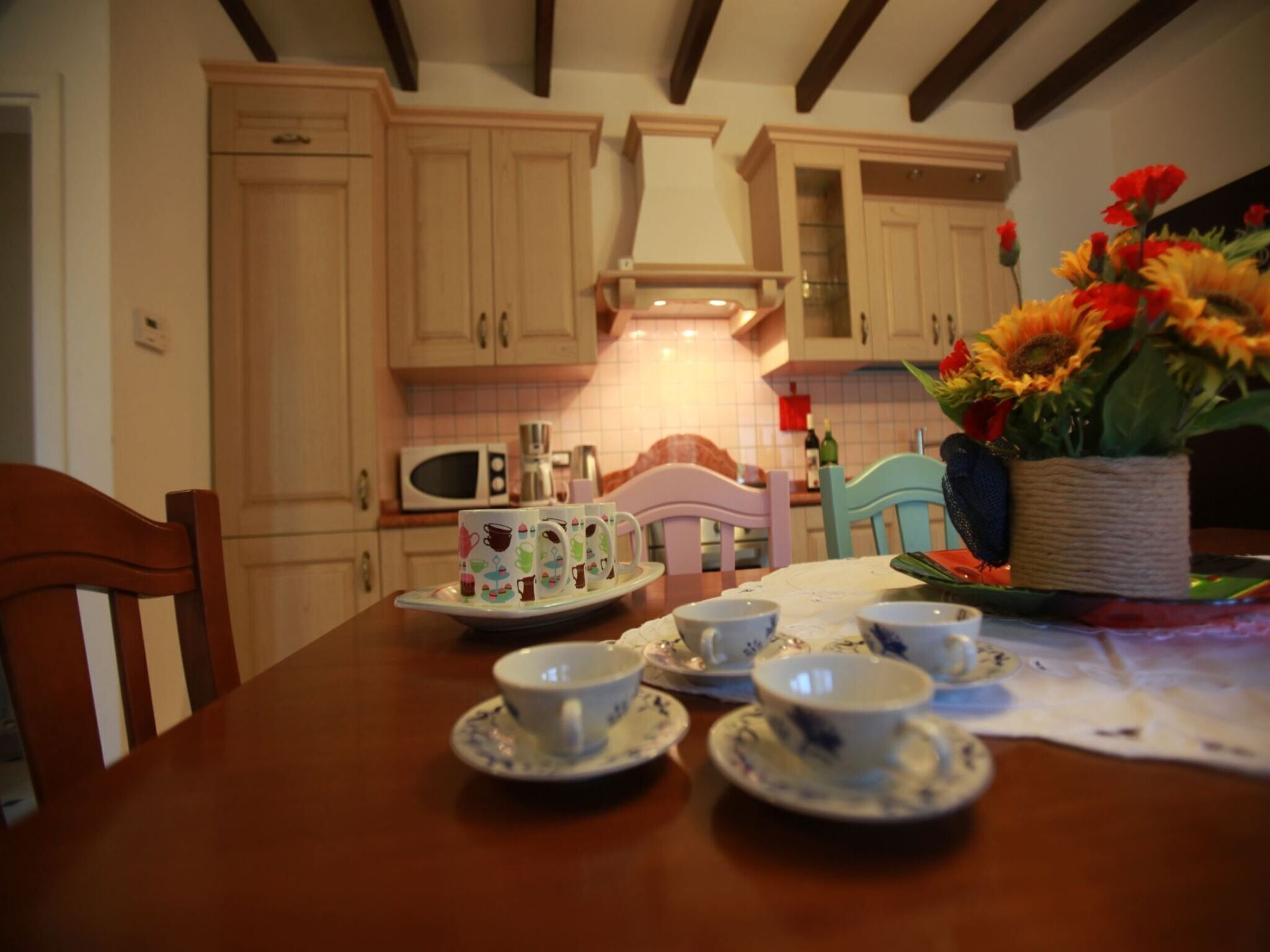 Villa, 2 Bedrooms, Balcony, Garden View | Dining room