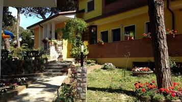 Ingresso della struttura