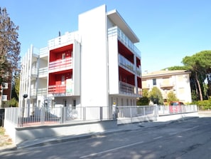 Apartment, 2 Bedrooms, Balcony, City View | Exterior