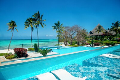 SafiraBlu Luxury Resort & Villas