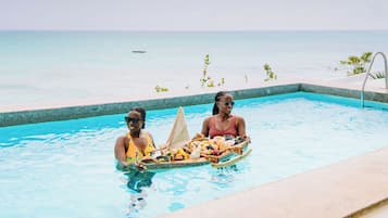 Luxury-Villa, 2 Schlafzimmer, eigener Pool, Meerseite | Strand-/Meerblick