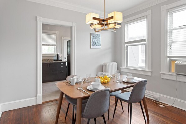 2 عدّة غرف نوم