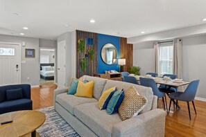 House | 4 bilik tidur 