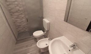 Apartment, 1 Bedroom, Balcony, Garden View | Bathroom - Poolside Flat 50mt From the sea (Lignano Sabbiadoro)