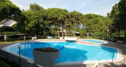 Poolside Flat 50mt From the sea