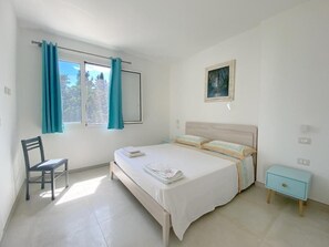 2 soverom, strykejern/-brett, wi-fi (inkludert) og sengetøy