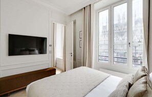 2 chambres, fer et planche à repasser, lit parapluie, Wi-Fi