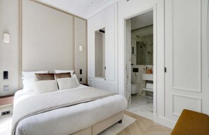 2 bedrooms, iron/ironing board, travel cot, WiFi - The Lander - Serviced 2BR/2BA - Louvre-Rivoli II (Paris)