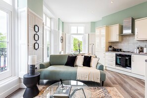 Basic Apartment, 2 Double Beds | Interior - Crystal Palace Residence I (London)