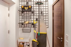 Basic Apartment, Multiple Beds | Interior