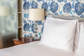 Basic Apartment, 1 King Bed | 1 bedroom, desk, laptop workspace, iron/ironing board - Stylish Chelsea Flat (London)