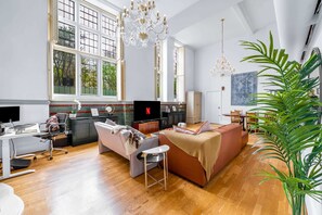 Interior - Extremely Rare Luxury Loft (London)