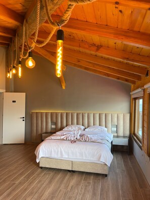 Quarto básico | 2 quartos, cofres nos quartos, Wi-Fi de cortesia