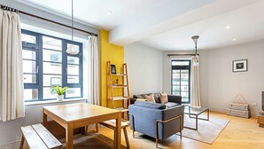 Basic-Apartment, 1 Doppelbett | Wohnbereich