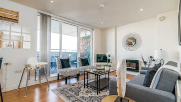 Basic Apartment, Multiple Beds | Interior