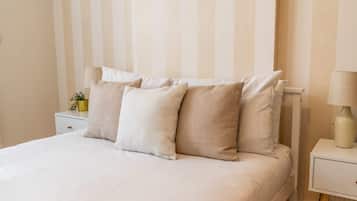 Basic Apartment, Multiple Beds | 3 bedrooms, desk, laptop workspace, bed sheets