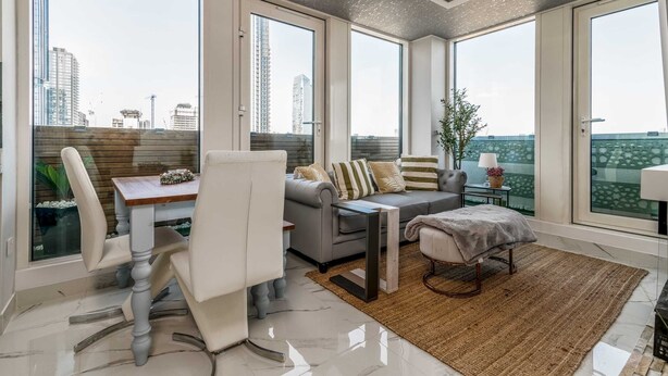 Basic Apartment, Multiple Beds | Living area - Canary Wharf Retreat With Free Secure Parking (London)