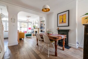 Casa Basic, letti multipli | Ristoranti