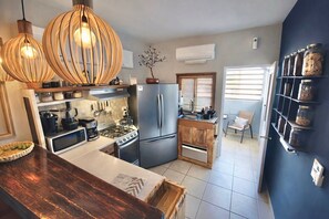 Fridge, microwave, oven, dishwasher - Cabo Oasis Escape - 1 Bedroom Apartment (Cabo San Lucas)