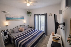 1 bedroom, iron/ironing board, free WiFi, bed sheets - Cabo Oasis Escape - 1 Bedroom Apartment (Cabo San Lucas)