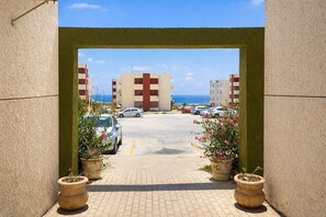 Property grounds - Cabo Oasis Escape - 1 Bedroom Apartment (Cabo San Lucas)