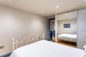 Room - Charming Garden Flat (London)