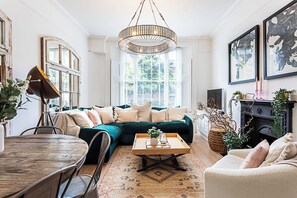 Basic Apartment, 1 Double Bed | Living area | TV - Stylish Portobello Apartment (London)
