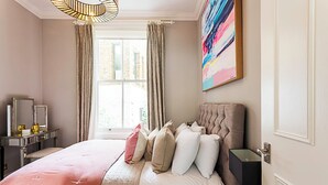 Unclassified image, 5 of 22, button - Stylish Portobello Apartment (London)