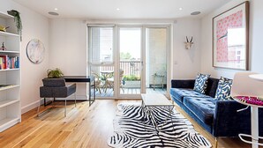 Unclassified image, 5 of 18, button - Notting Hill Retreat (London)