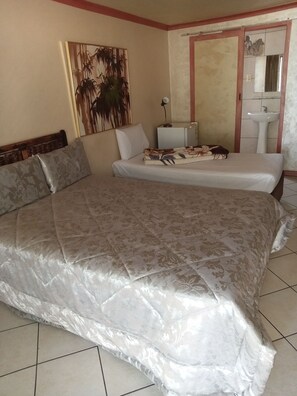 Basic Triple Room | Premium bedding, individually decorated, individually furnished
