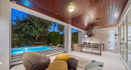 Villa Amani-Modern 7BR Villa w/Basketball Court & Gym