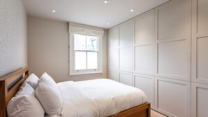 Unclassified image, 3 of 25, button - Fulham Serenity: Your Charming 2-bed Retreat (London)