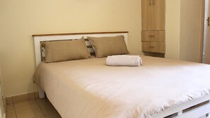 1 Schlafzimmer, WLAN, Bettwäsche