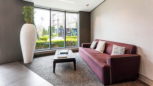 Basic-Apartment, 1 King-Bett und Schlafsofa | Innenbereich