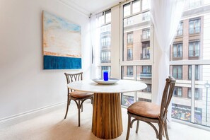 Basic Apartment, 1 Double Bed | Dining - Fabulous Westminster Flat (London)