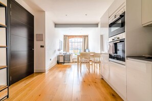 Leilighet – basic, 1 kingsize-seng | Eget kjøkken | Kjøleskap, ovn, kokeplater og vannkoker