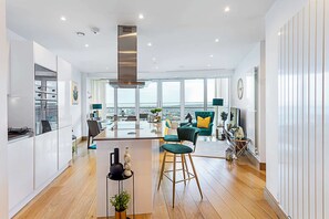 Basic Apartment, Multiple Beds | View from property - The Panoramic Urban Oasis (London)