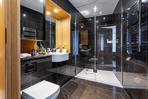 Bathroom - The Panoramic Urban Oasis (London)