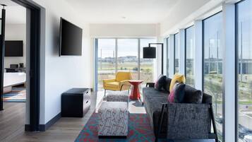 Ylelliset vuodevaatteet, pillowtop-patjalliset sängyt