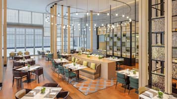 2 Restaurants, Frühstück, Mittagessen, Abendessen, chinesische Küche