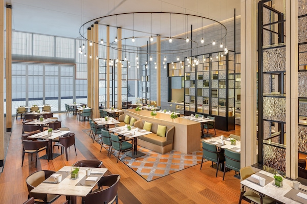 2 restaurants, breakfast, lunch, dinner served; Chinese cuisine