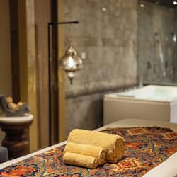 Couples treatment room(s), hot tub, body treatments, hydrotherapy