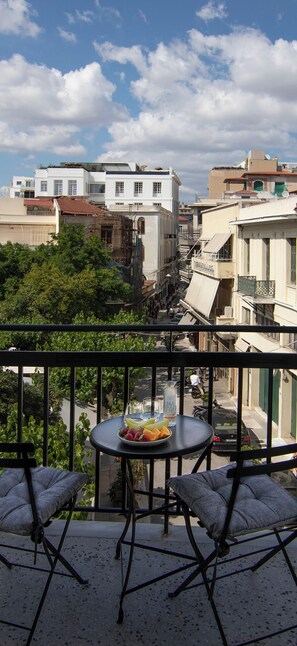 One Bedroom Apartment with Balcony | Balcony - Mythodea Athens Suites (Athens)
