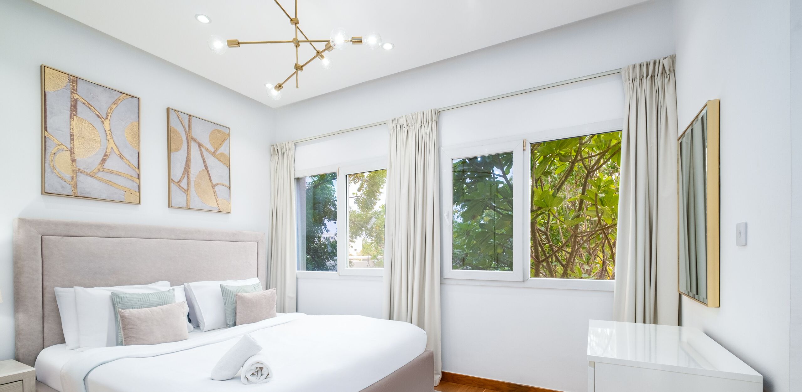 5 bedrooms, free WiFi