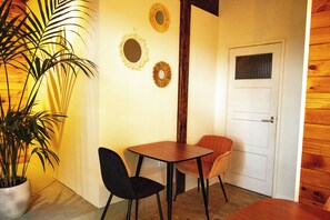 Daily cooked-to-order breakfast (EUR 15 per person) - Logement In De Peel (Griendtsveen)