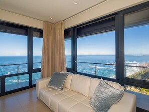 TV connectée, cheminée