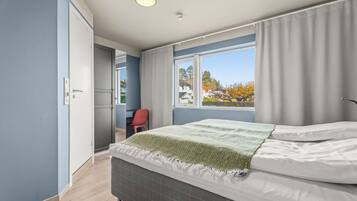 3 bilik tidur, busa memori, dihias secara berasingan