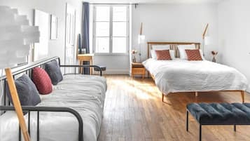 5 slaapkamers, een strijkplank/strijkijzer, reisbedje, gratis wifi